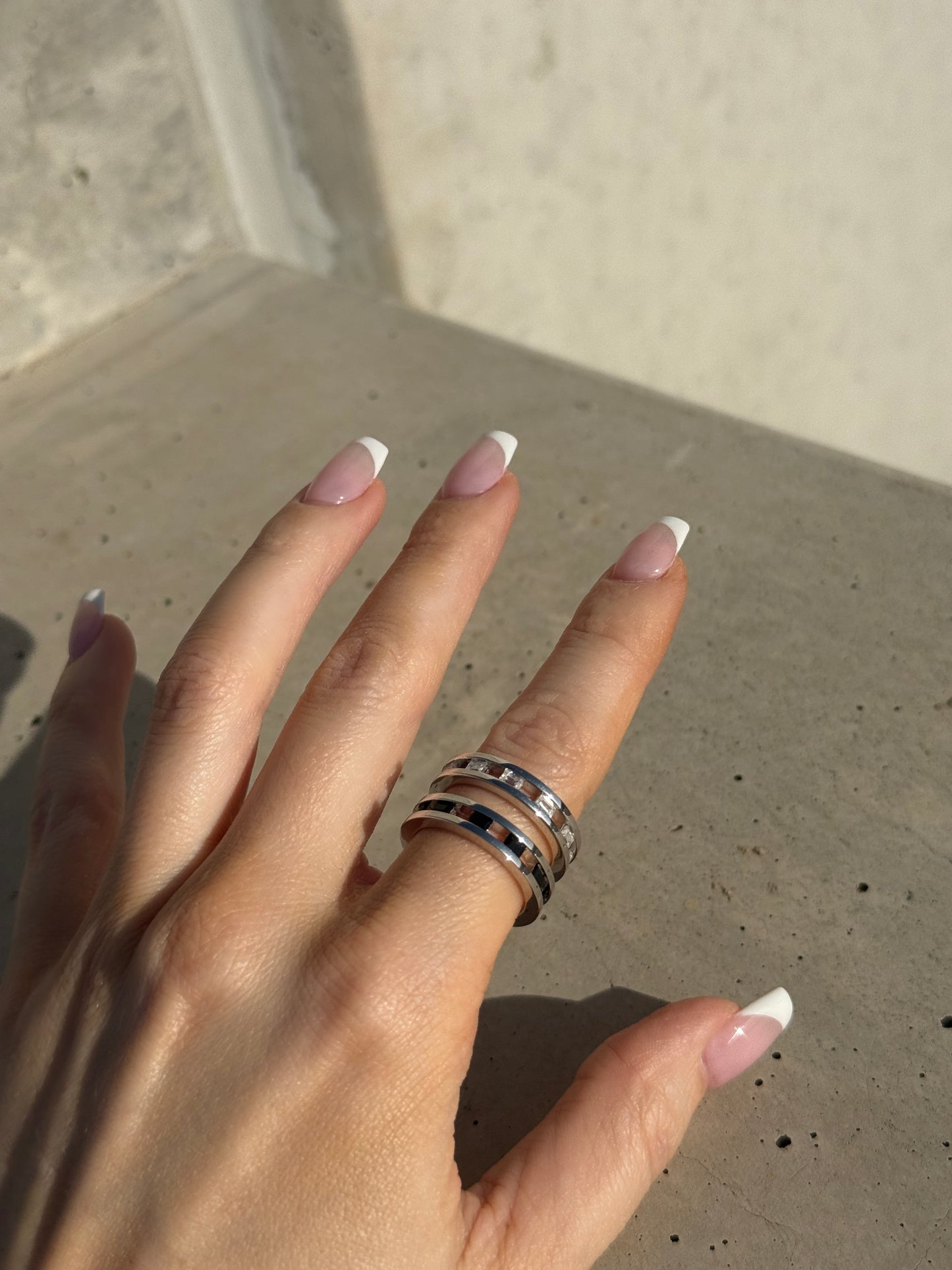 Micro Legacy Ring in White