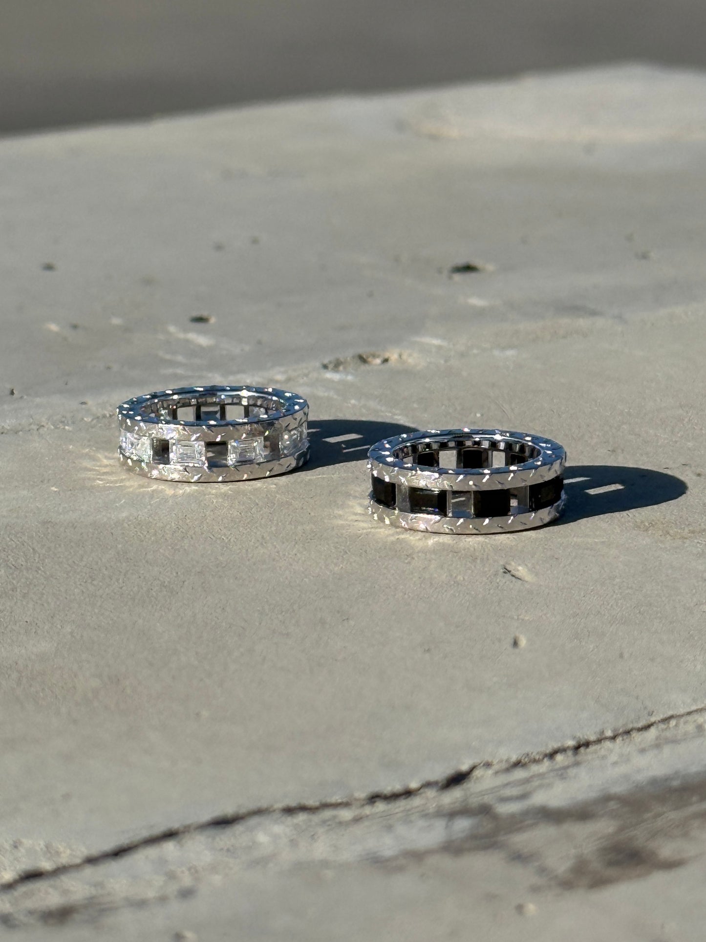Legacy Tread Ring in White