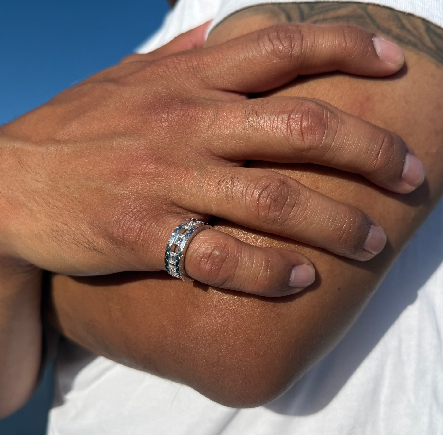 Legacy Tread Ring in White