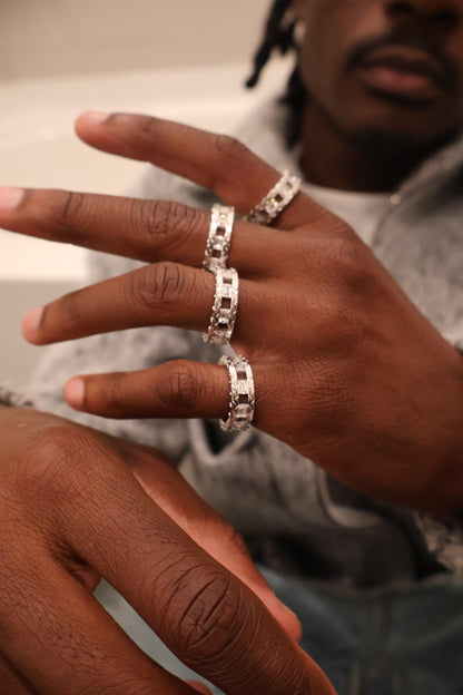 Legacy Tread Ring in White